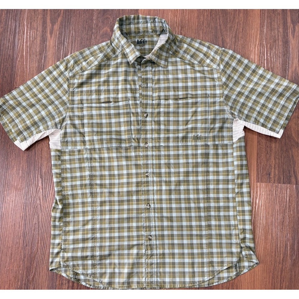 REI Men's Green Short‎ Sleeve Button Down Shirt L Outdoor RN 37249